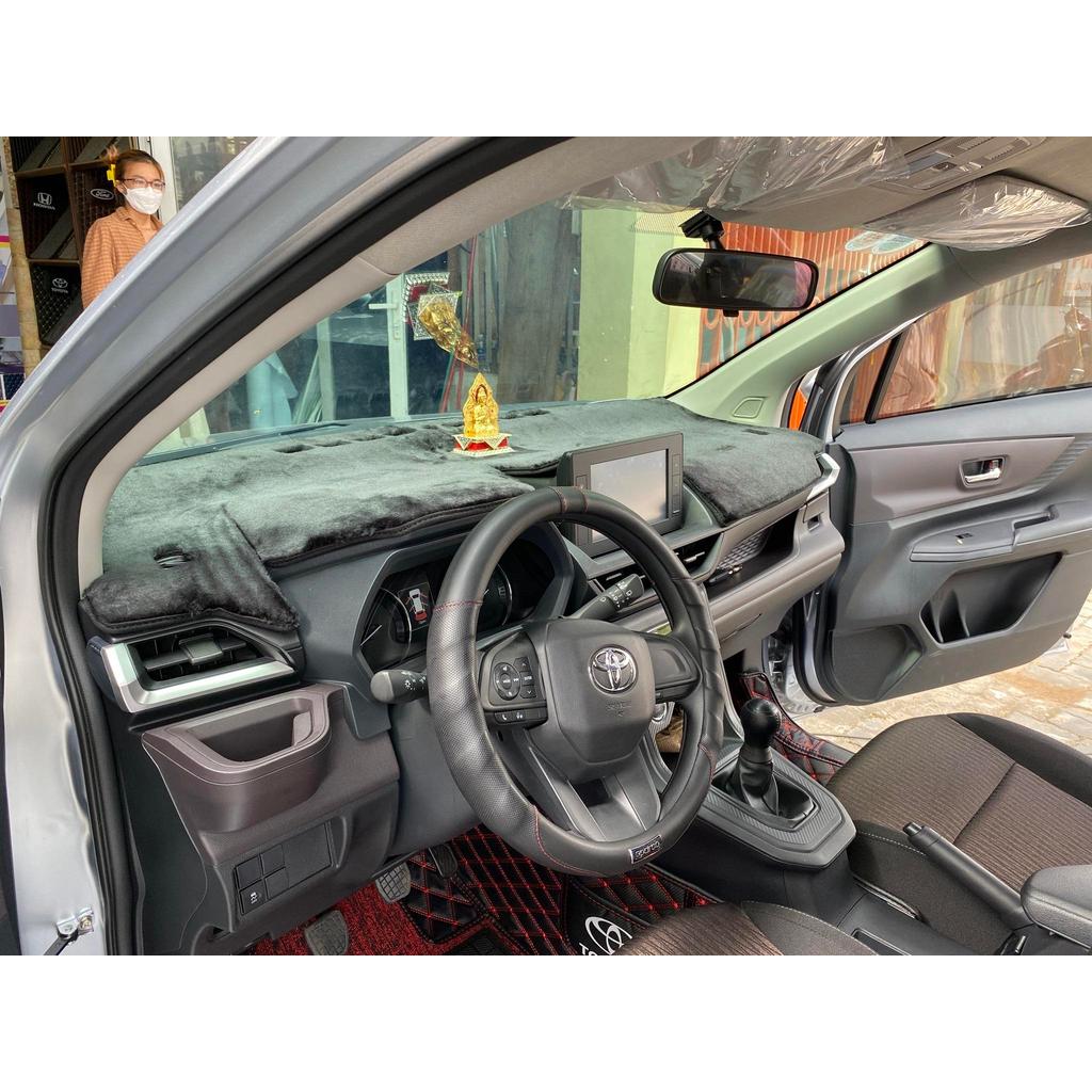 Thảm taplo Toyota Veloz